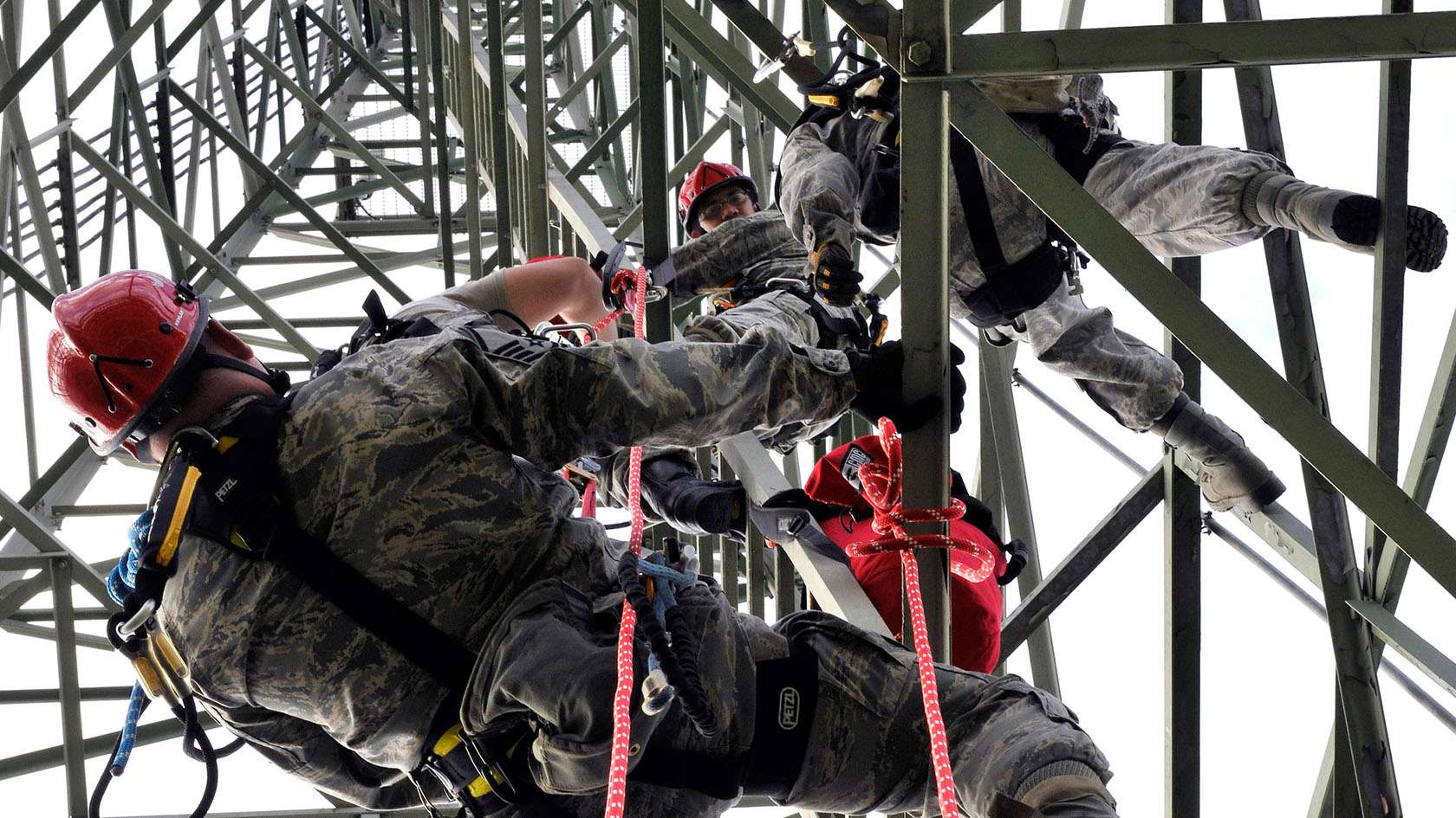 U.S. Air Force Career Detail Cable and Antenna Systems