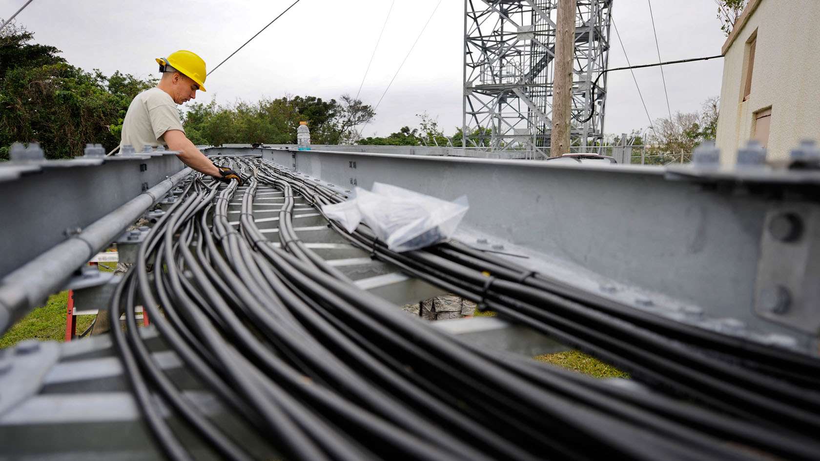 U.S. Air Force Career Detail Cable and Antenna Systems