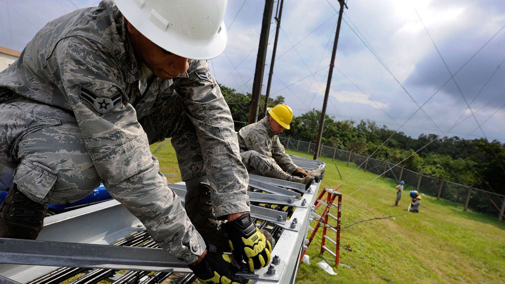 U.S. Air Force Career Detail Cable and Antenna Systems