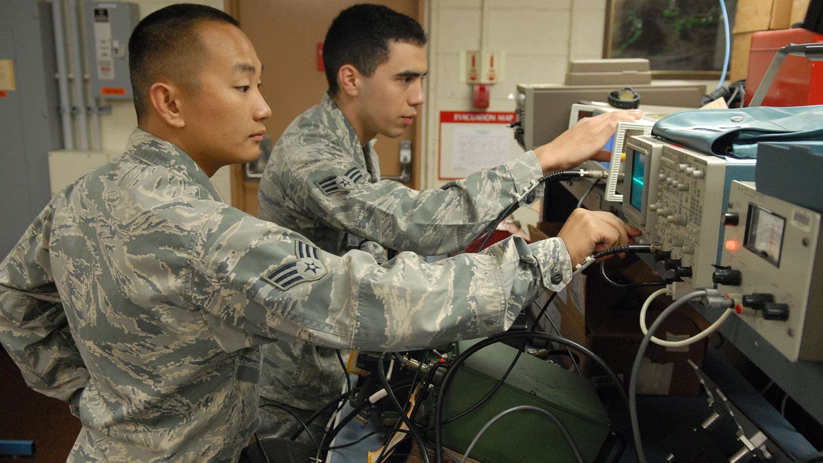radio-frequency-transmission-systems-requirements-and-benefits-u-s-air-force