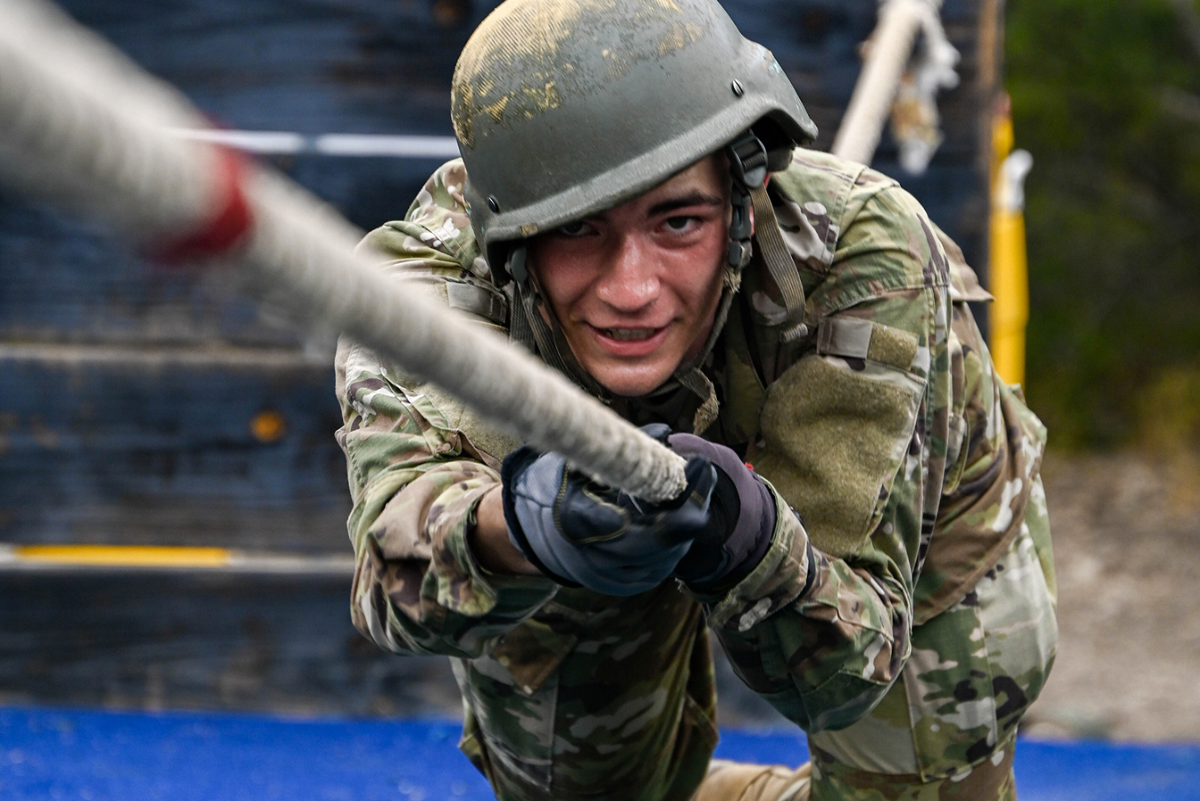 airman in an obstacle course