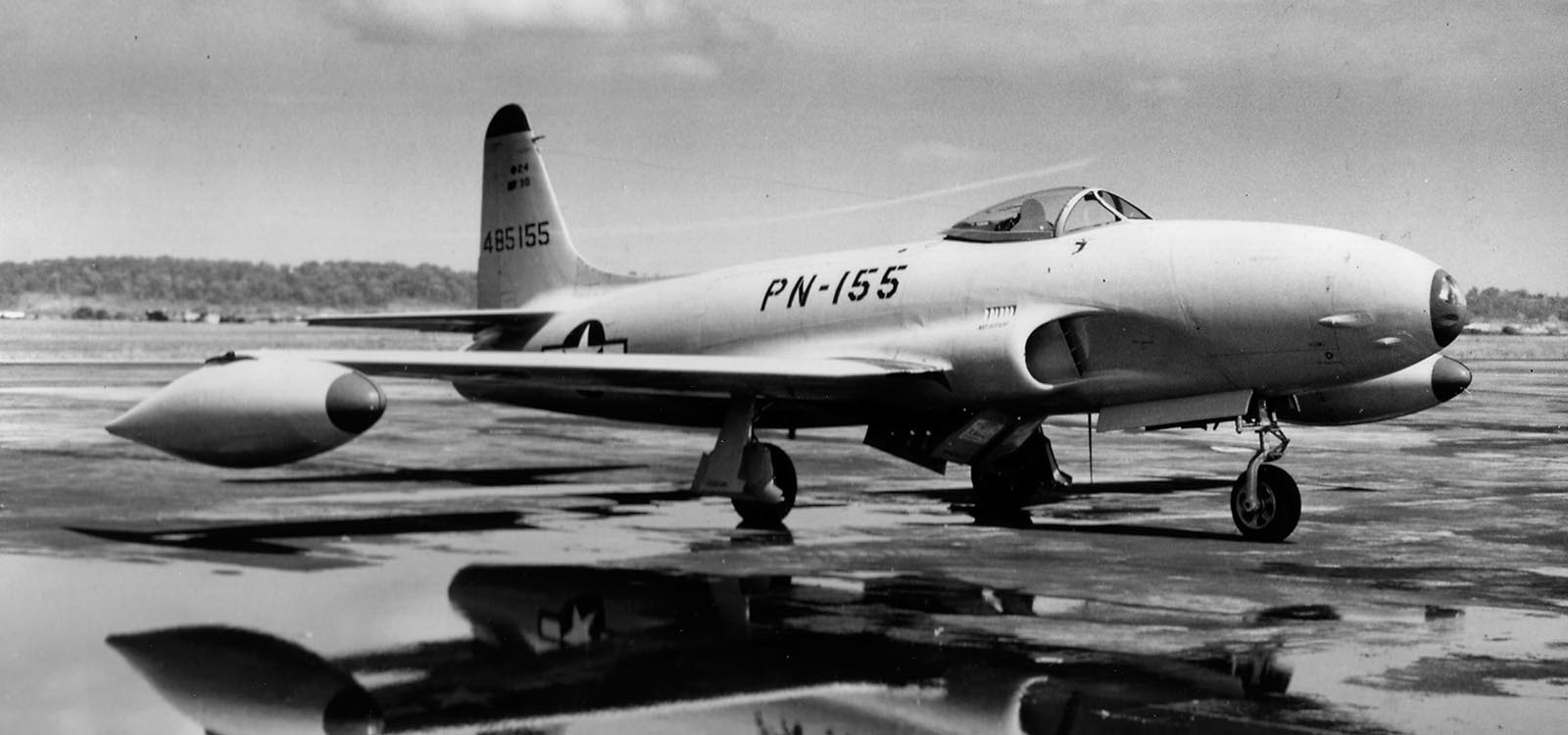 P-80 Shooting Star, 1945