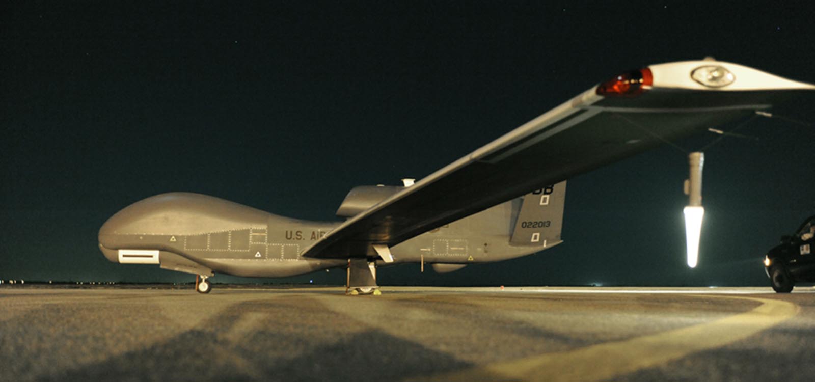 RQ-4 Global Hawk, 1998